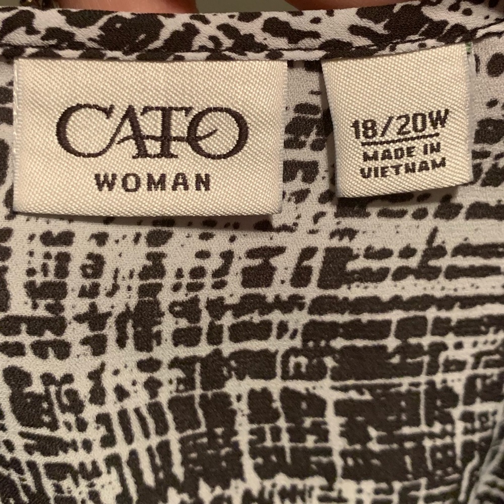 Hi-lo blouse - Picture 4 of 4